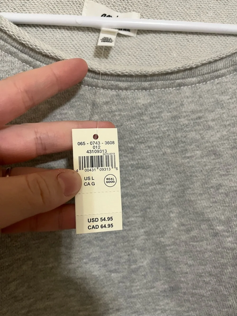 New! NWT aerie Light Gray Ruffle Sleeve Sweatshirt - Picture 4 of 7